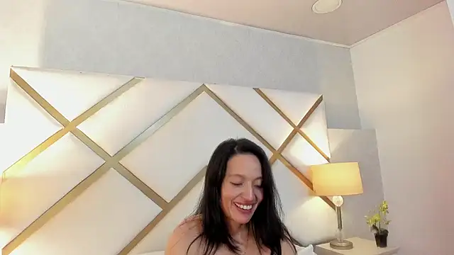 AmyRox  online show from February 2, 2025, 5:59 pm