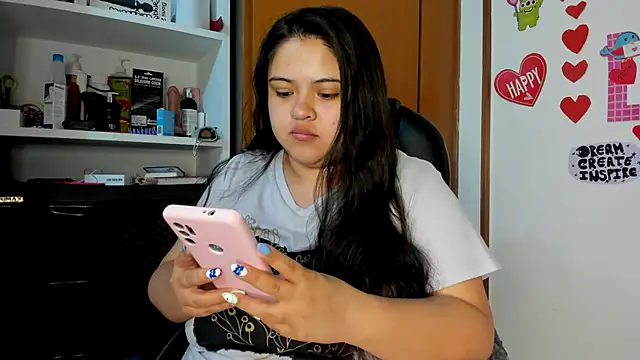 lizzie c online show from February 28, 2025, 6:32 am