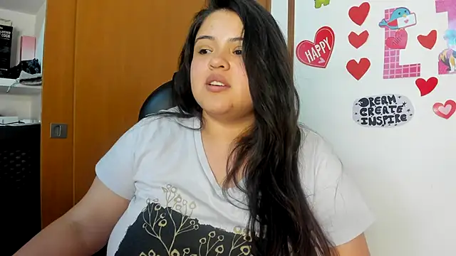 lizzie c online show from March 14, 2025, 6:21 am