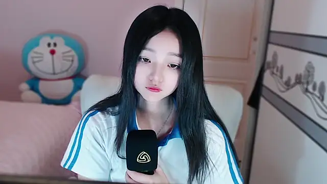 xiao-xiao-D online show from March 22, 2025, 8:51 am