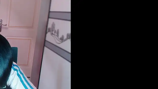 xiao-xiao-D online show from October 1, 2025, 5:35 am