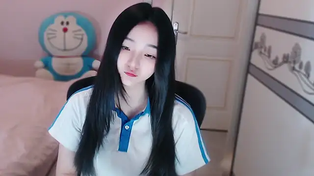 xiao-xiao-D online show from November 12, 2025, 6:25 am