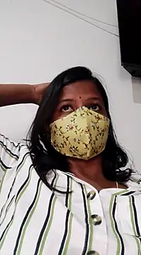 Snapshot of Tamil_Sanjana_ chatting on January 5, 2025, 12:21 pm Tamil Sanjana online show from January 5, 2025, 12:21 pm