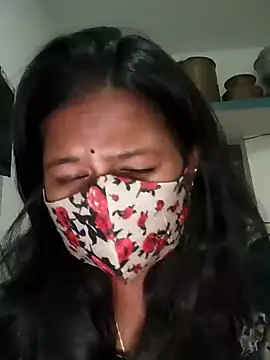 Snapshot of Tamil_Sanjana_ chatting on January 9, 2025, 2:18 pm Tamil Sanjana online show from January 9, 2025, 2:18 pm