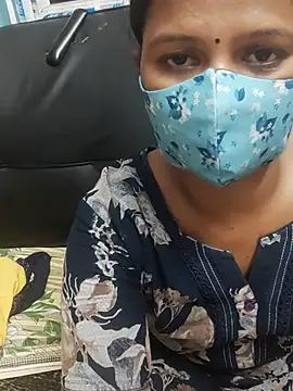 Snapshot of Tamil_Sanjana_ chatting on March 17, 2025, 5:38 pm Tamil Sanjana online show from March 17, 2025, 5:38 pm