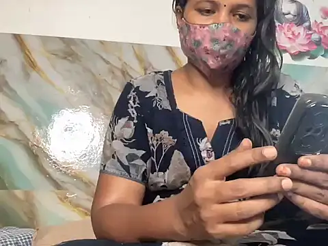 Snapshot of Tamil_Sanjana_ chatting on September 24, 2025, 6:39 am Tamil Sanjana online show from September 24, 2025, 6:39 am