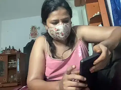 Snapshot of Tamil_Sanjana_ chatting on October 9, 2025, 1:03 am Tamil Sanjana online show from October 9, 2025, 1:03 am