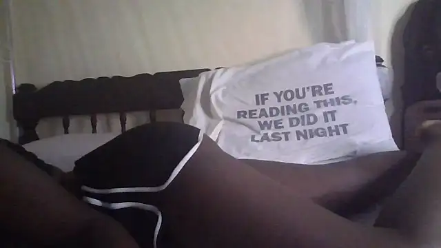 Missbella25 online show from October 28, 2025, 5:04 pm