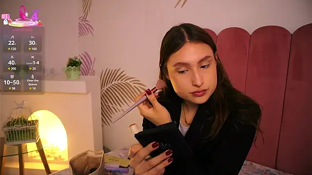 Daisha Riley online show from March 18, 2025, 12:58 pm