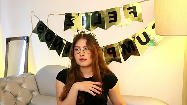 Daisha Riley online show from October 11, 2025, 2:37 pm