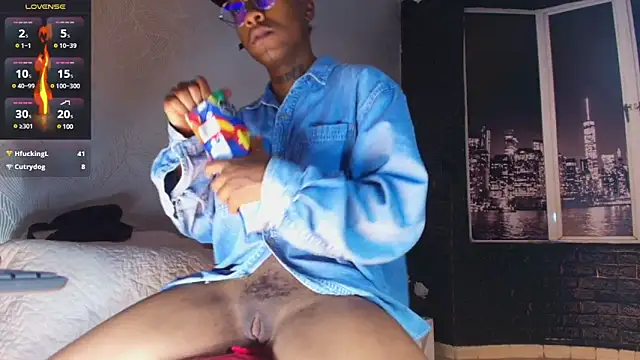 JhonyMiller  online show from February 9, 2025, 11:04 pm