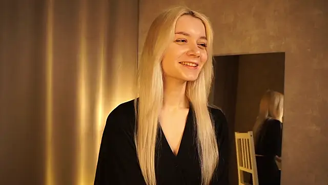 Snapshot of Hi_my_name_is chatting on February 23, 2025, 2:46 pm Hi my name is online show from February 23, 2025, 2:46 pm