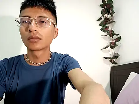 Snapshot of codysmith chatting on February 20, 2025, 6:17 am codysmith online show from February 20, 2025, 6:17 am