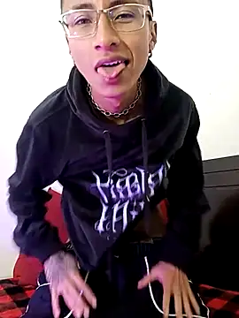 Snapshot of codysmith chatting on February 23, 2025, 6:07 am codysmith online show from February 23, 2025, 6:07 am