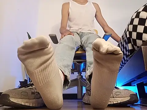 Snapshot of codysmith chatting on November 8, 2025, 1:00 pm codysmith online show from November 8, 2025, 1:00 pm