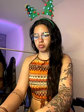 Rosita forever  online show from November 25, 2025, 7:36 pm