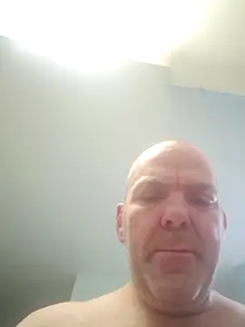 hoodratoui online show from December 1, 2025, 2:55 pm