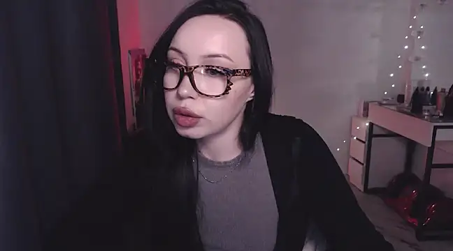 MoranaMissGod online show from December 28, 2024, 12:47 am