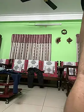 Snapshot of GildanK18 chatting on January 25, 2025, 5:08 pm GildanK18 online show from January 25, 2025, 5:08 pm