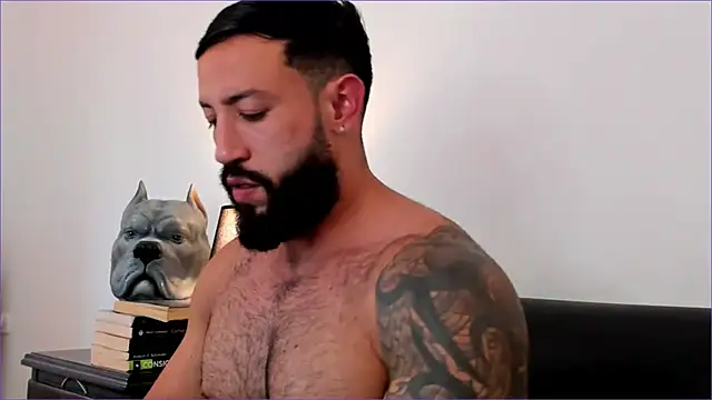 BradLeon  online show from September 23, 2025, 4:32 pm