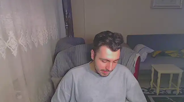 handsomeee04 online show from February 1, 2025, 1:55 am