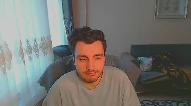 handsomeee04 online show from February 14, 2025, 5:30 am