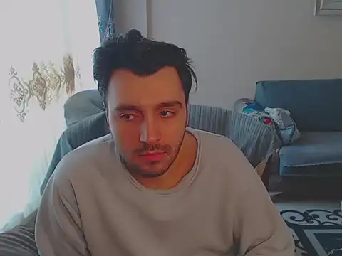 handsomeee04 online show from February 23, 2025, 11:44 am