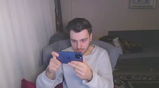 handsomeee04 online show from March 7, 2025, 9:38 pm