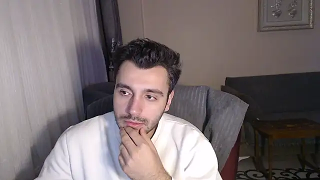 handsomeee04 online show from October 11, 2025, 11:03 pm