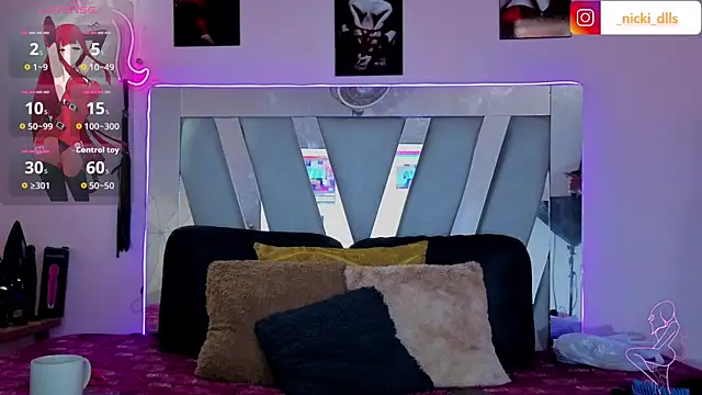 supradoll online show from October 15, 2025, 5:13 pm