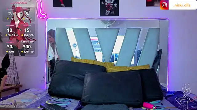 supradoll online show from November 22, 2025, 7:46 pm