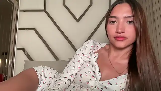 MilenaMilven online show from October 23, 2025, 5:55 pm