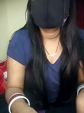 Snapshot of Soniya_444 chatting on January 12, 2025, 7:43 am Soniya 444 online show from January 12, 2025, 7:43 am