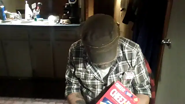 zaneporter46 online show from November 14, 2025, 7:12 pm