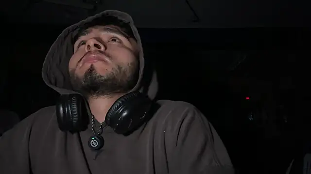 Snapshot of Beboteejoel chatting on September 28, 2025, 2:17 am Beboteejoel online show from September 28, 2025, 2:17 am