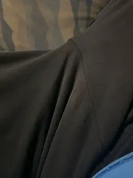 Snapshot of Dvddd chatting on November 4, 2025, 10:20 pm Dvddd online show from November 4, 2025, 10:20 pm