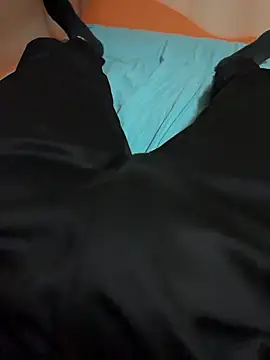 Snapshot of Dvddd chatting on November 23, 2025, 1:22 pm Dvddd online show from November 23, 2025, 1:22 pm