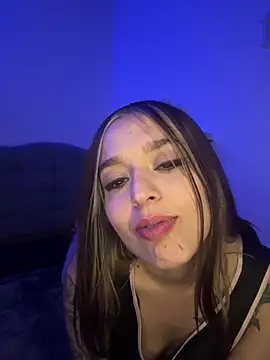 Snapshot of BlueStoneX chatting on January 20, 2025, 7:04 am BlueStoneX online show from January 20, 2025, 7:04 am