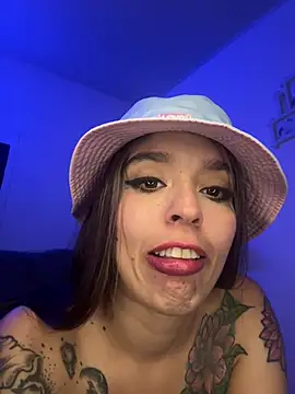 Snapshot of BlueStoneX chatting on February 1, 2025, 8:29 am BlueStoneX online show from February 1, 2025, 8:29 am