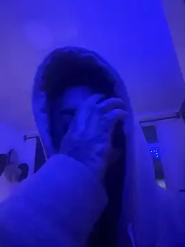 Snapshot of BlueStoneX chatting on February 5, 2025, 7:39 am BlueStoneX online show from February 5, 2025, 7:39 am