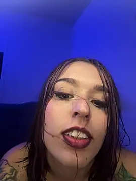 Snapshot of BlueStoneX chatting on February 8, 2025, 4:36 am BlueStoneX online show from February 8, 2025, 4:36 am