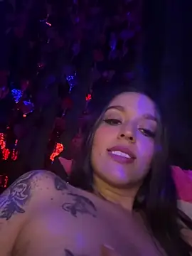 Snapshot of BlueStoneX chatting on February 25, 2025, 7:52 am BlueStoneX online show from February 25, 2025, 7:52 am