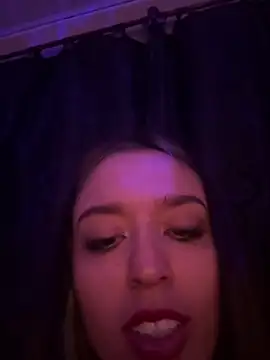 Snapshot of BlueStoneX chatting on March 18, 2025, 8:58 am BlueStoneX online show from March 18, 2025, 8:58 am