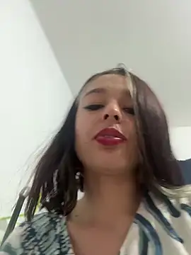 Snapshot of BlueStoneX chatting on March 23, 2025, 8:48 am BlueStoneX online show from March 23, 2025, 8:48 am