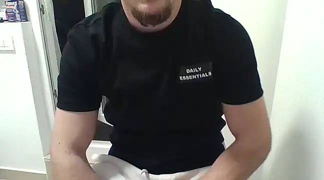 Snapshot of couplehot992 chatting on February 10, 2025, 4:36 pm couplehot992 online show from February 10, 2025, 4:36 pm