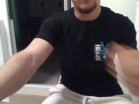 Snapshot of couplehot992 chatting on March 15, 2025, 7:38 pm couplehot992 online show from March 15, 2025, 7:38 pm