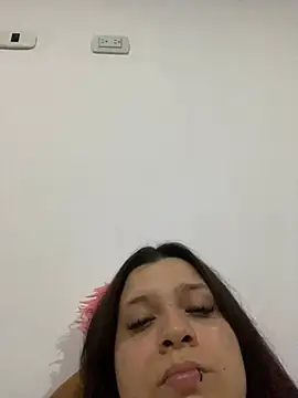 Snapshot of Sophia_cyrus11 chatting on December 26, 2024, 12:03 am Sophia cyrus11 online show from December 26, 2024, 12:03 am