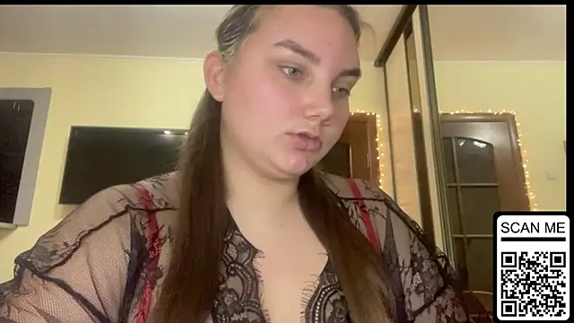 Snapshot of Dreamyblushfairy chatting on November 16, 2025, 6:46 pm Dreamyblushfairy online show from November 16, 2025, 6:46 pm