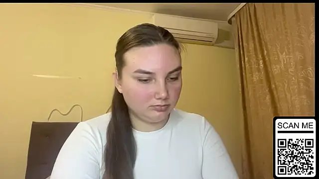 Snapshot of Dreamyblushfairy chatting on November 24, 2025, 7:24 pm Dreamyblushfairy online show from November 24, 2025, 7:24 pm