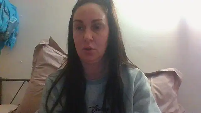 Snapshot of BELLAMORGANE1 chatting on January 24, 2025, 6:35 pm BELLAMORGANE1 online show from January 24, 2025, 6:35 pm